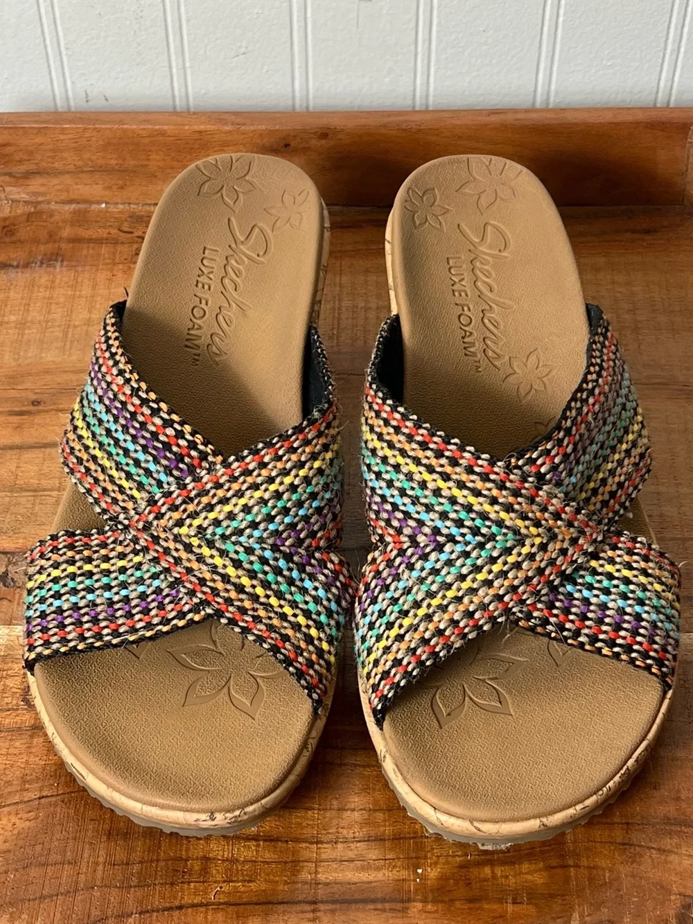 Skechers Luxe Foam Wedge Sandals size 8